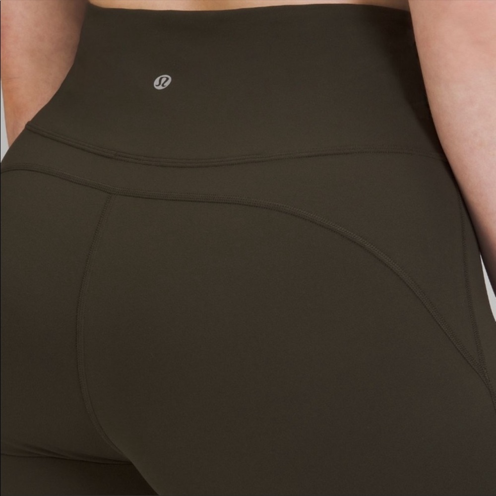 NWT Lululemon Groove Super-High-Rise Flared Pant Nulu Size 4 DARK OLIVE - Picture 4 of 7
